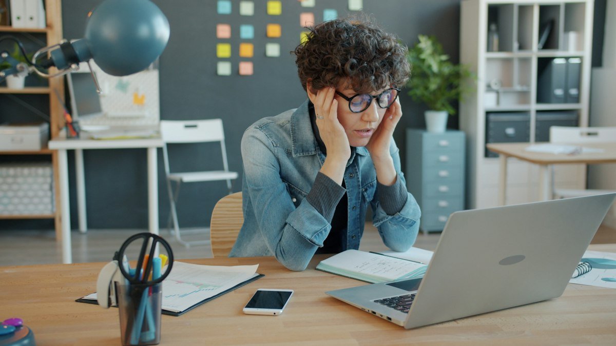 Waarom overprikkeling de nieuwe burn-out wordt genoemd
